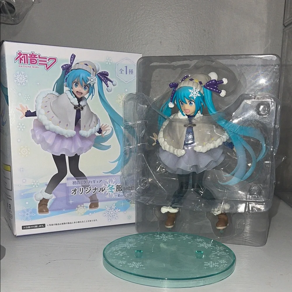 Taito Hatsune Miku Figure Original Winter Clothes (Renewal Version